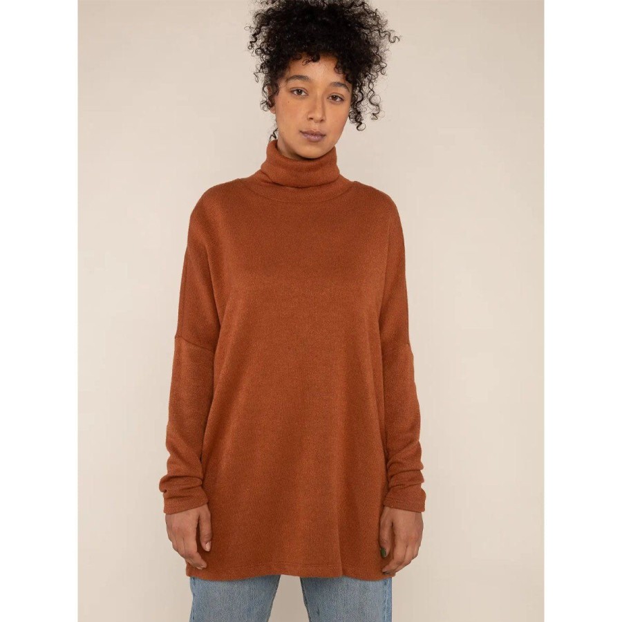 Women Lockwood Sweaters & Jackets | Plus Paris Top In Camel