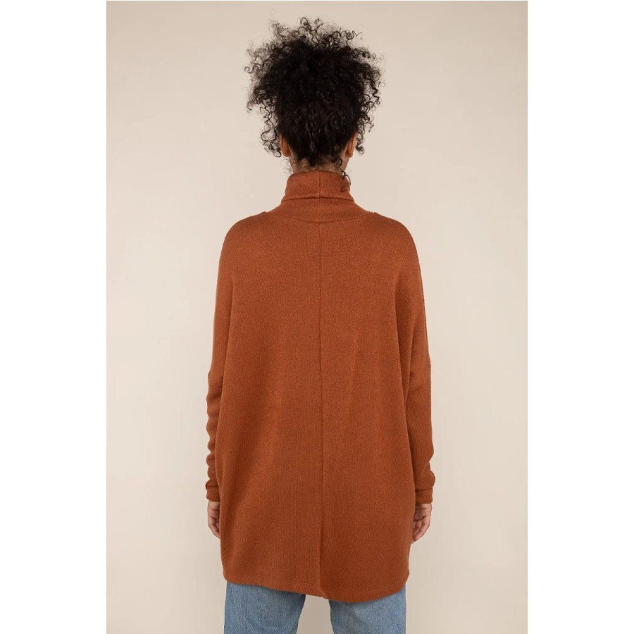 Women Lockwood Sweaters & Jackets | Plus Paris Top In Camel